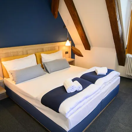 Szálloda Gelber Loewe 3*