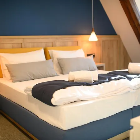 Gelber Loewe Hotel Grosshabersdorf